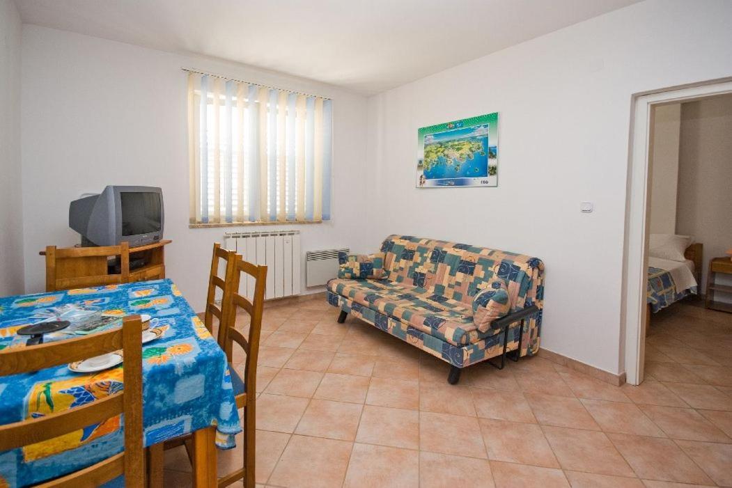 Apartments Valentino Vrsar Exterior photo