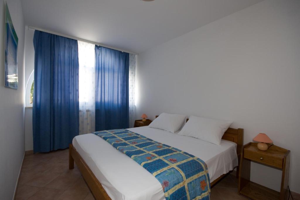 Apartments Valentino Vrsar Room photo